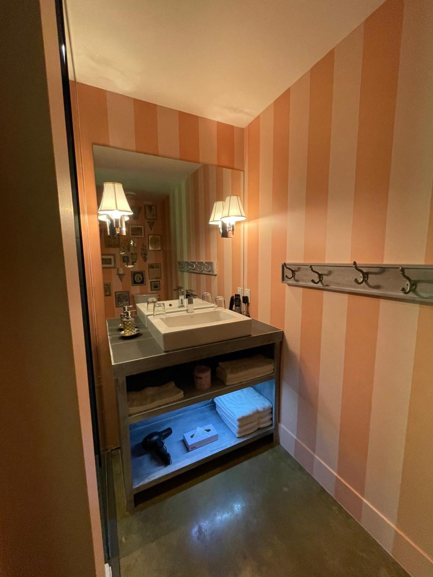 Auberge Sutton Brouerie Kamer foto